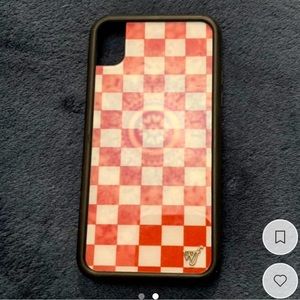red and white checkered phone case, great quality/ super durable